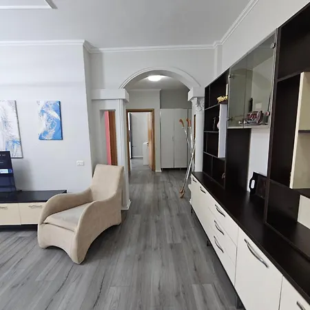 Xplore Xpress • Center Tirana